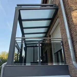 Überdachung
